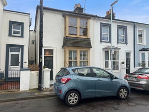 Photo 16- click for photo gallery